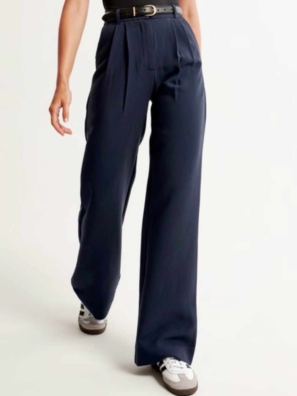 High-Waist Wide-Leg Pants - Navy